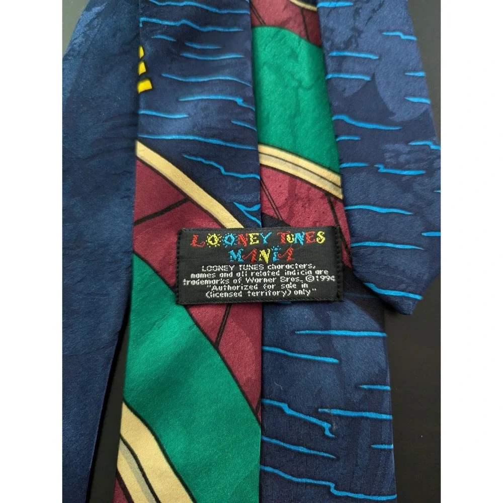 Vintage Looney Tunes Mania Tie‎ Necktie Korea Made Bugs Bunny Taz Pepe
